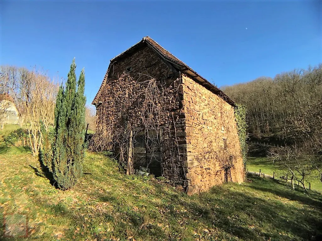 MAISON GRANGE FOUR A PAIN DEPENDANCE