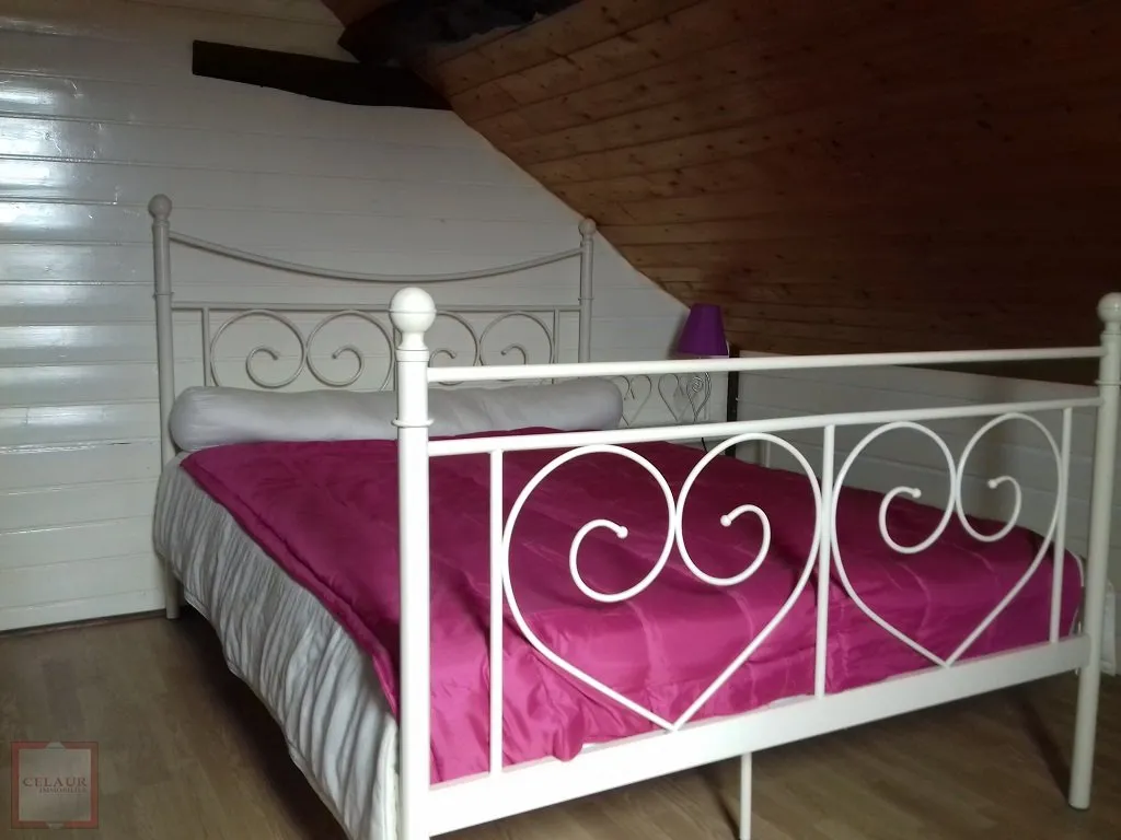 MAISON DE VILLAGE TOUS COMMERCES