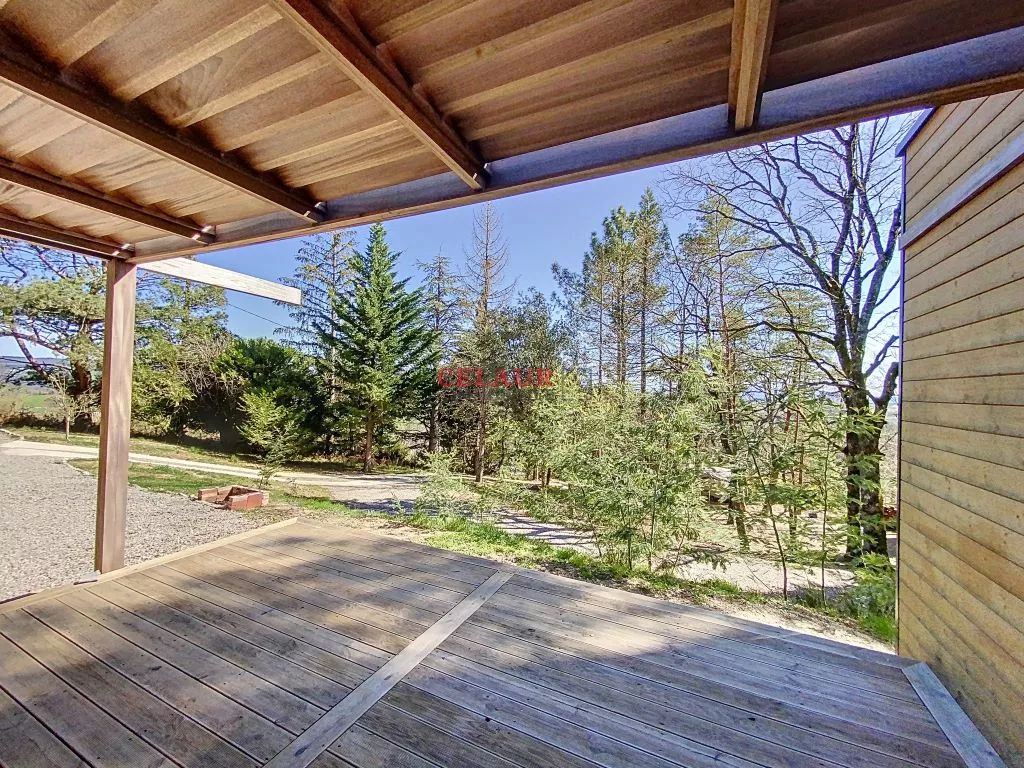 PLAIN PIED DE 2022 SUR 5041 M&sup2; DE BOIS