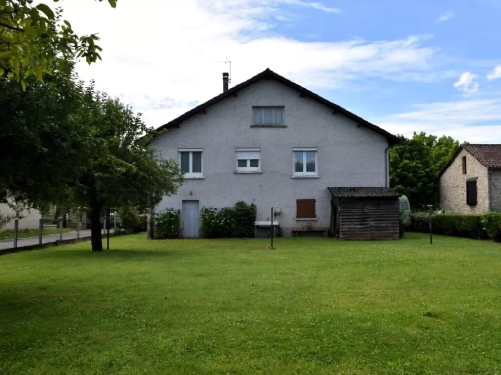 MAISON SUR SOUS-SOL ANNEES 70