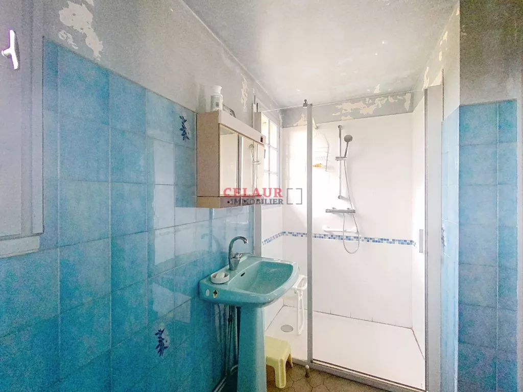 Maison et grange en pierre