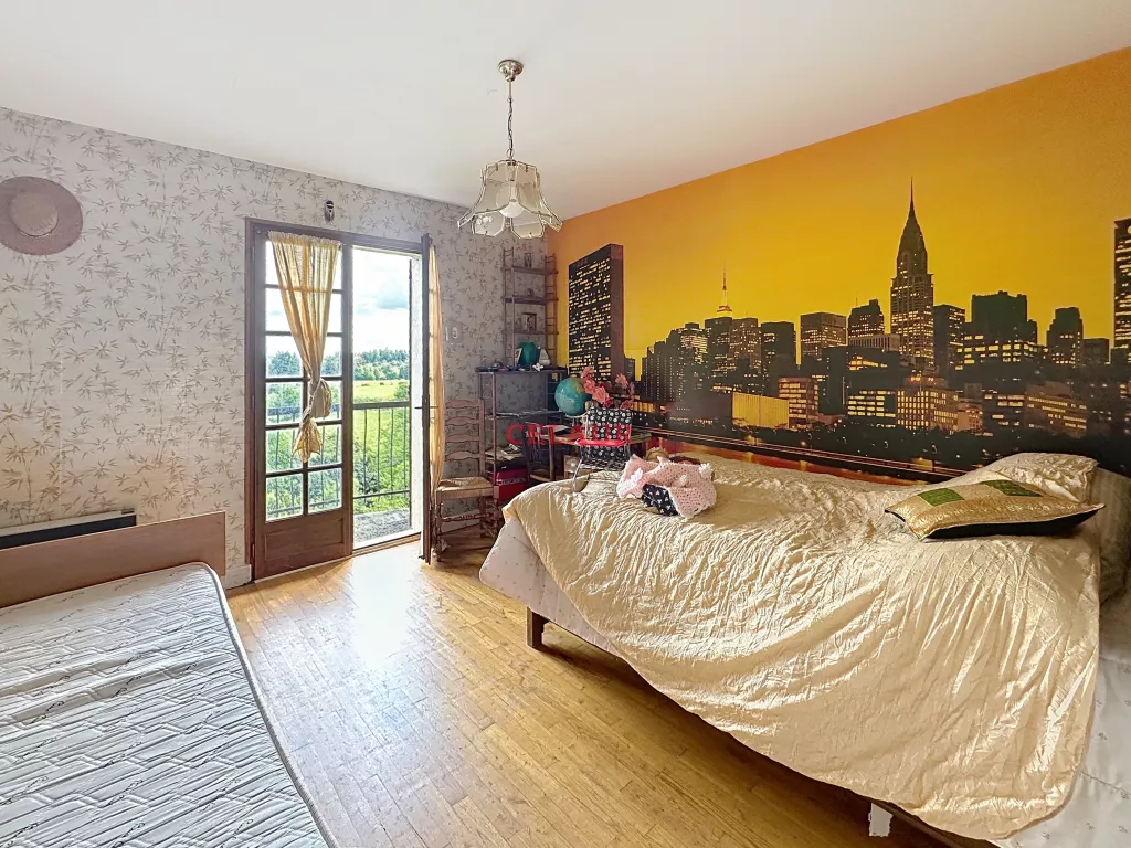 SPACIEUSE MAISON FAMILIALE AVEC VUE DEGAGEE