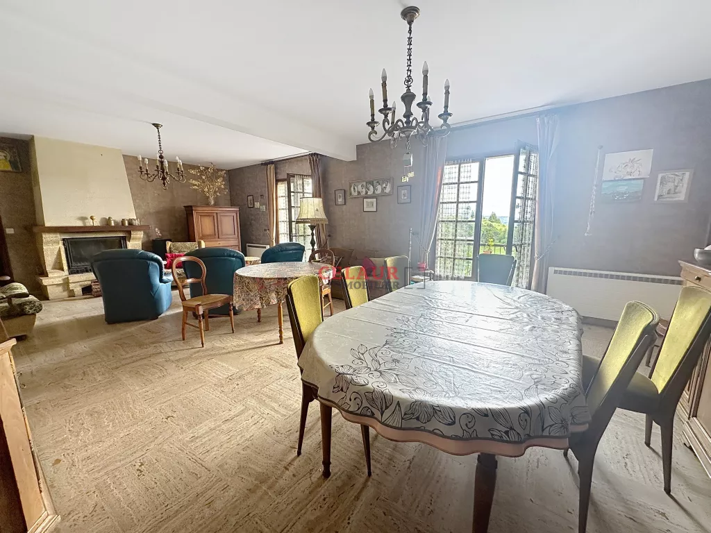 SPACIEUSE MAISON FAMILIALE AVEC VUE DEGAGEE