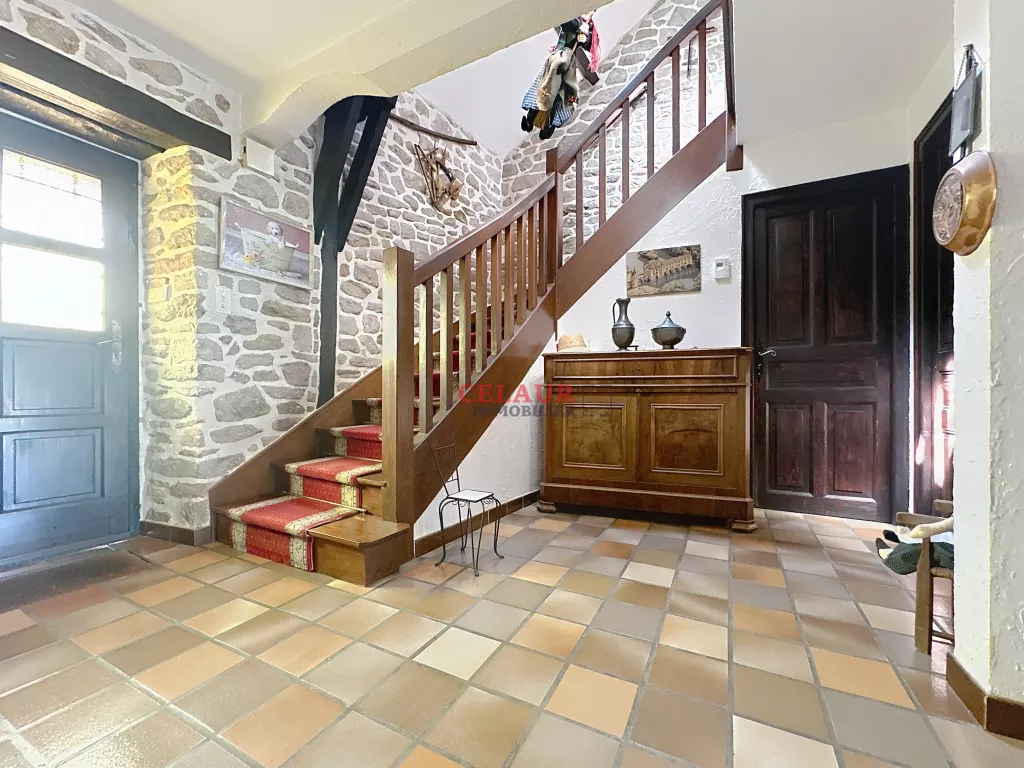 MAISON DE CARACT&Egrave;RE SUR PARC D'UN HECTARE