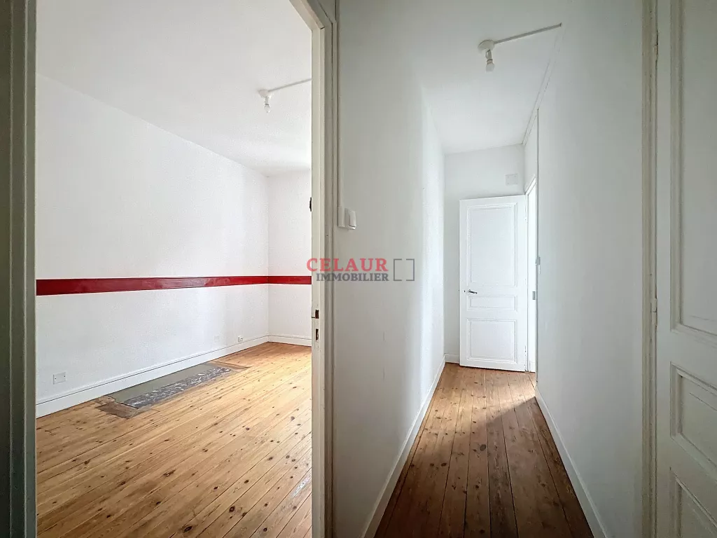 ENSEMBLE DE DEUX APPARTEMENTS