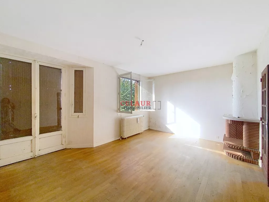 MAISON &Agrave; R&Eacute;NOVER  AVEC VUE SUR LA VALL&Eacute;E