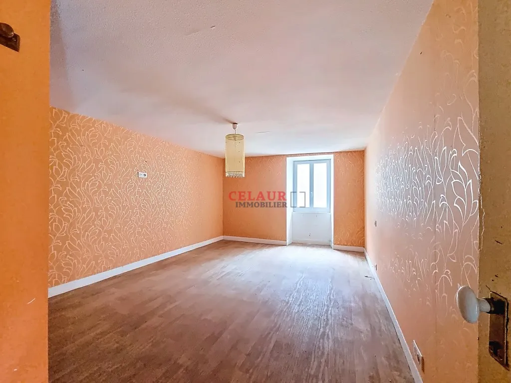 Ensemble immobilier en pierres