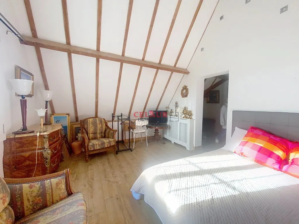 SOLIDE MAISON FAMILIALE