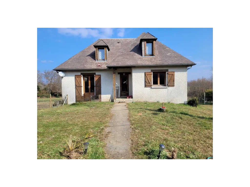 MAISON A DEUX PAS D'EGLETONS