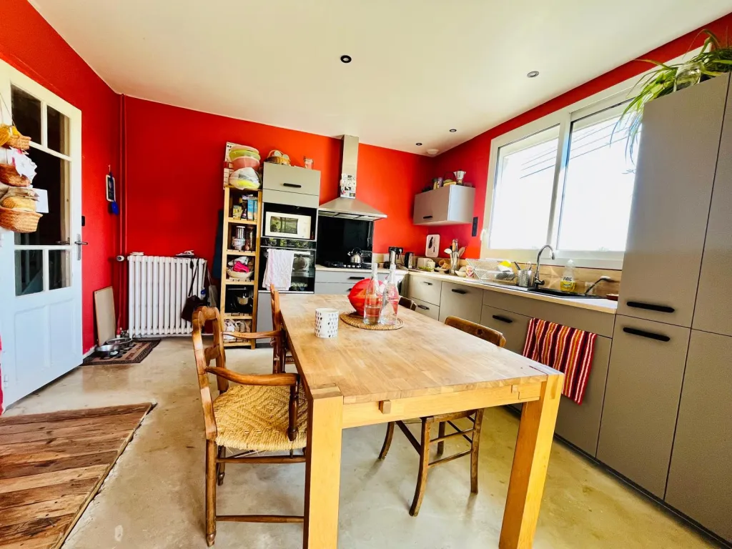 MAISON INVIDIDUELLE AU CALME PROCHE DORDOGNE A PIED