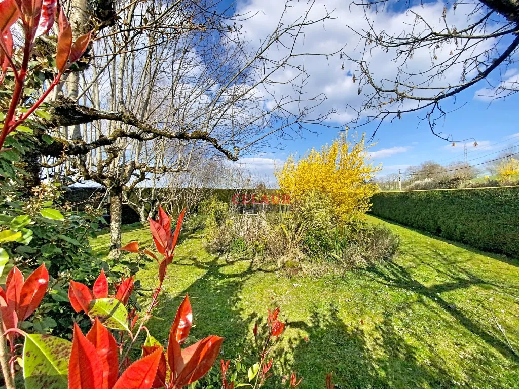 PROPRI&Eacute;T&Eacute; SUR PLUS D'UN HECTARE