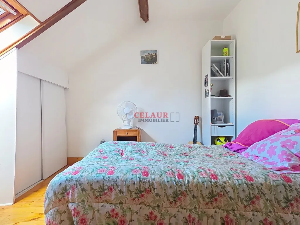 MAISON PIERRE AVEC JARDIN
